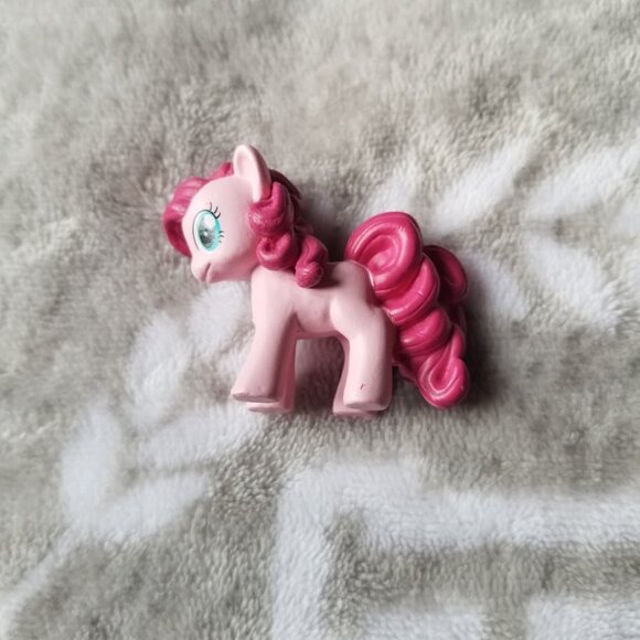 My Little Pony Figure Pinkie Pie Pink MLP G4 Mini Figurine - Picture 1 of 2
